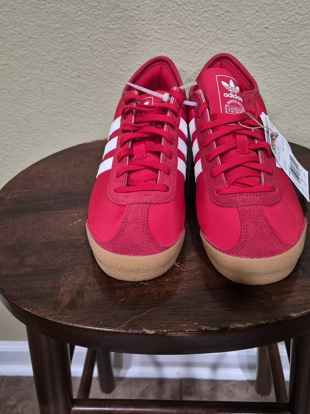 Adidas Italia 70s Men’s Red & White Sneakers Size 7
